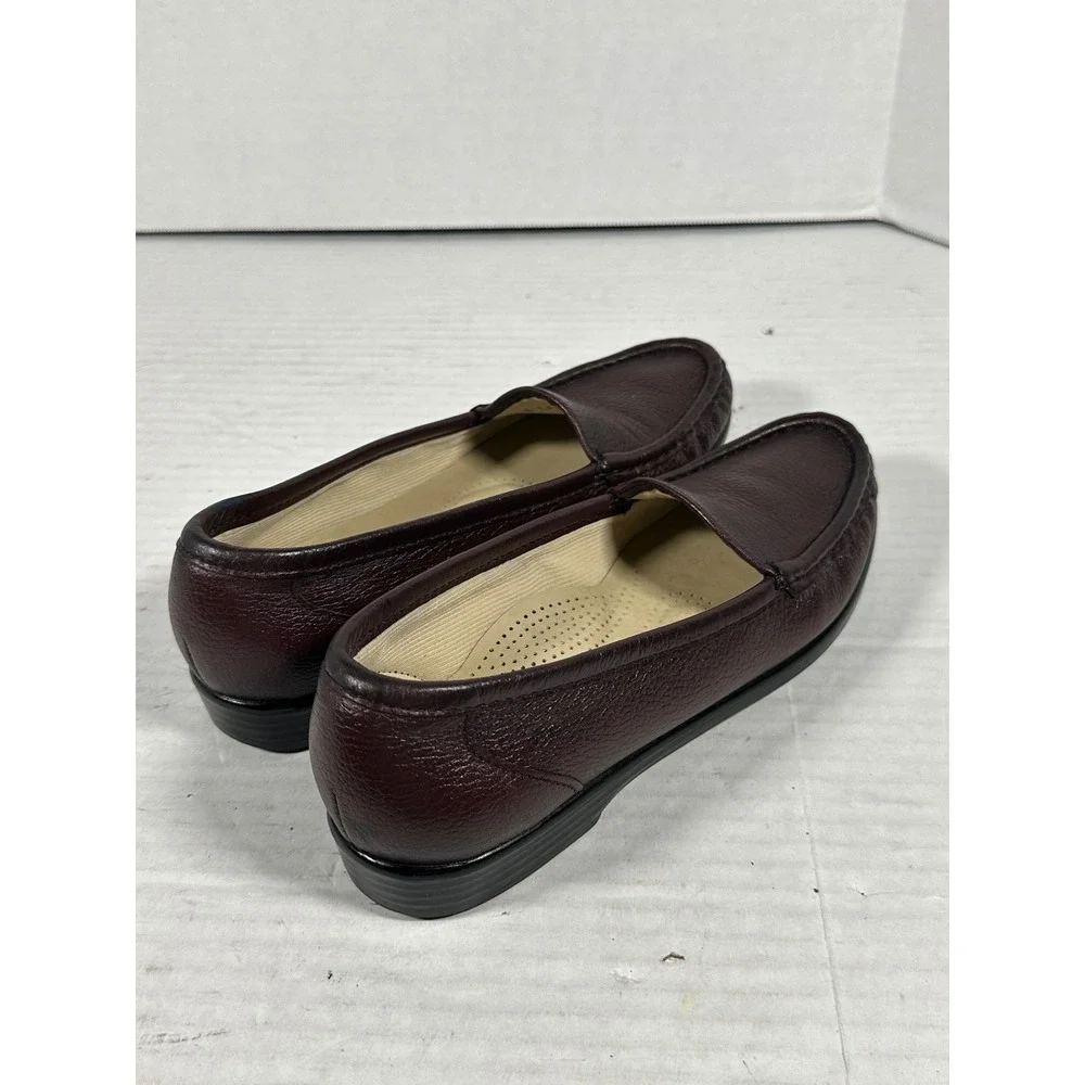 SAS Womens Burgundy Pebbled Leather Tripad ComfortLoafers Made in USA Size 6.5 S